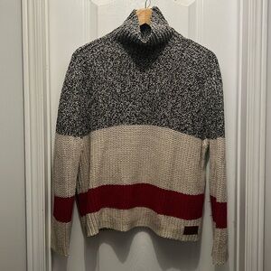 ✨ HOST PICK ✨ Roots Cabin Knit Sweater